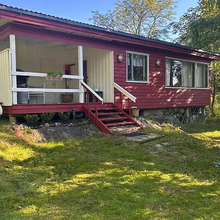 En Mysig Liten Naera Naturen Och Havet Сasa de vacaciones Västlax